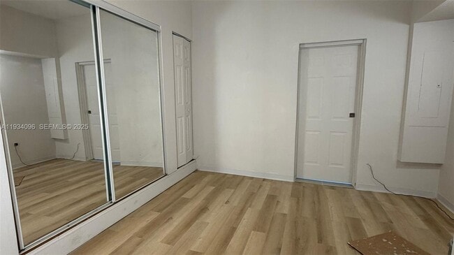 15730 SW 140th St in Miami, FL - Building Photo - Building Photo