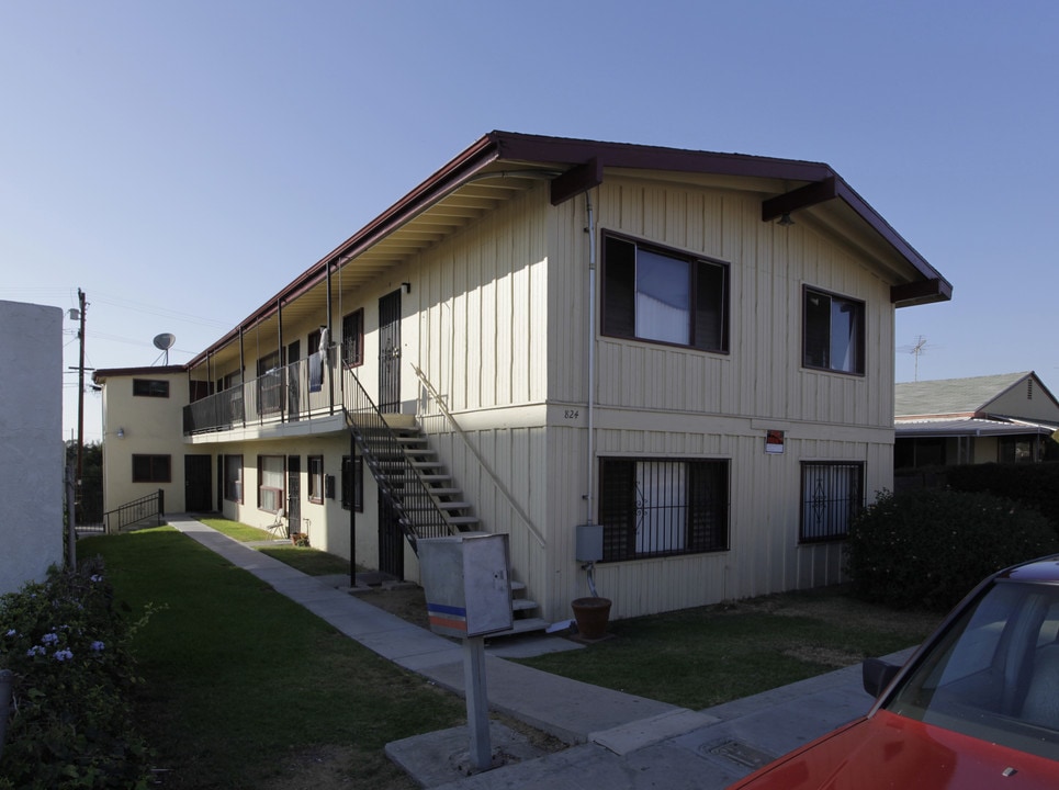 824 S 47th St in San Diego, CA - Building Photo