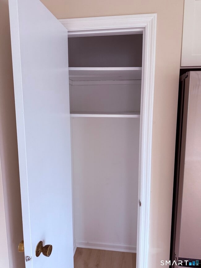 41 1/2 Cedar Crest Pl in Norwalk, CT - Building Photo - Building Photo