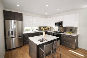 3447 22nd Ave W in Seattle, WA - Building Photo - Building Photo