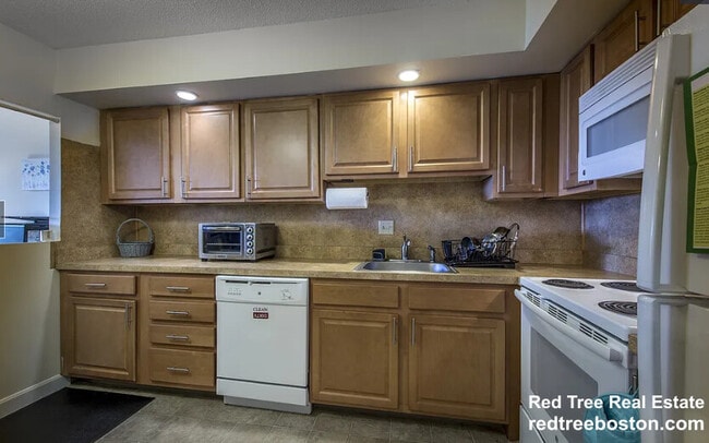 property at 385 Massachusetts Ave