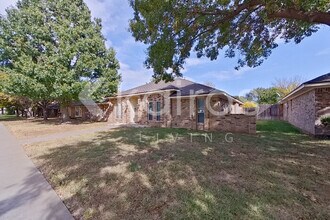 6411 Euston Dr in Amarillo, TX - Building Photo - Building Photo