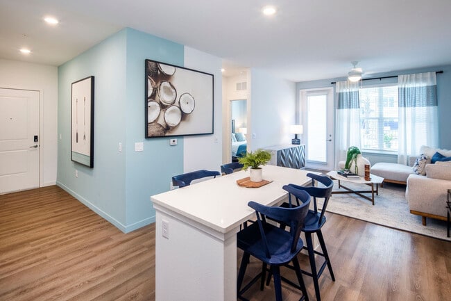 The Shores at Lake Howell in Casselberry, FL - Foto de edificio - Building Photo