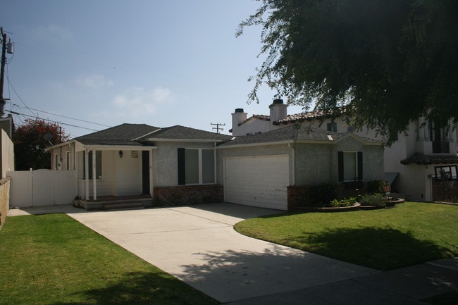 property at 1134 22nd St