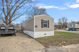 33 Stone Valley Dr in Springfield, IL - Building Photo - Building Photo