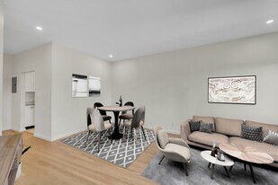 19 Wiget St in Boston, MA - Building Photo