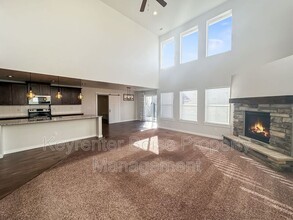 4661 N Alester Ave in Meridian, ID - Building Photo - Building Photo