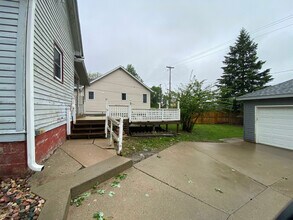 1121 S Dakota Ave in Sioux Falls, SD - Building Photo - Building Photo