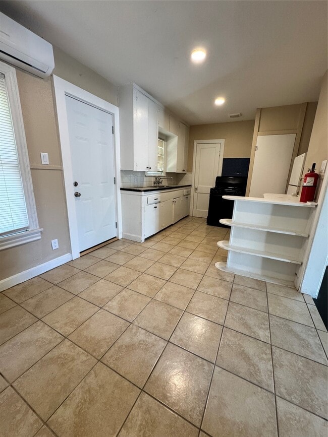 property at 4603 Canal St