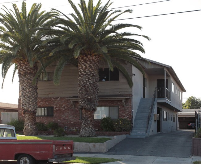 1547 Torrance Blvd in Torrance, CA - Foto de edificio - Building Photo