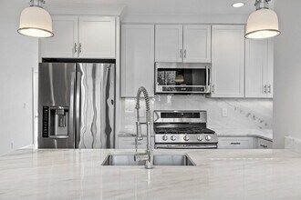 29 Central St in Manchester by the Sea, MA - Building Photo - Building Photo