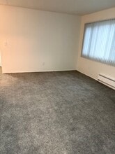 Romarta Apartments in Detroit, MI - Foto de edificio - Building Photo