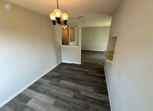 290 Spring Dr, Unit Summer Place in Merritt Island, FL - Foto de edificio - Building Photo