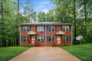 2685 Morris St NW in Atlanta, GA - Building Photo