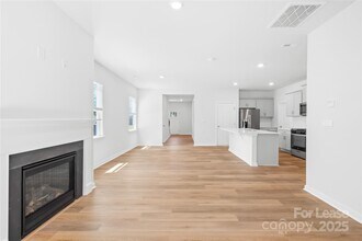 3526 Cramer Crk Dr in Gastonia, NC - Building Photo - Building Photo