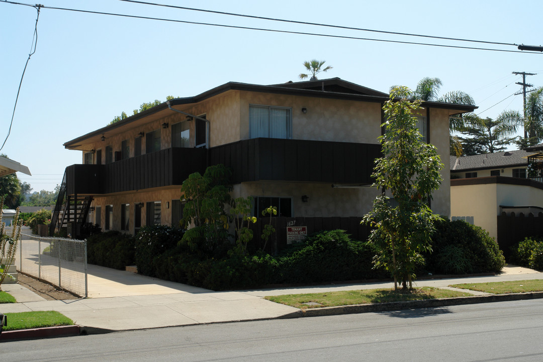 1627 Bath St in Santa Barbara, CA - Building Photo