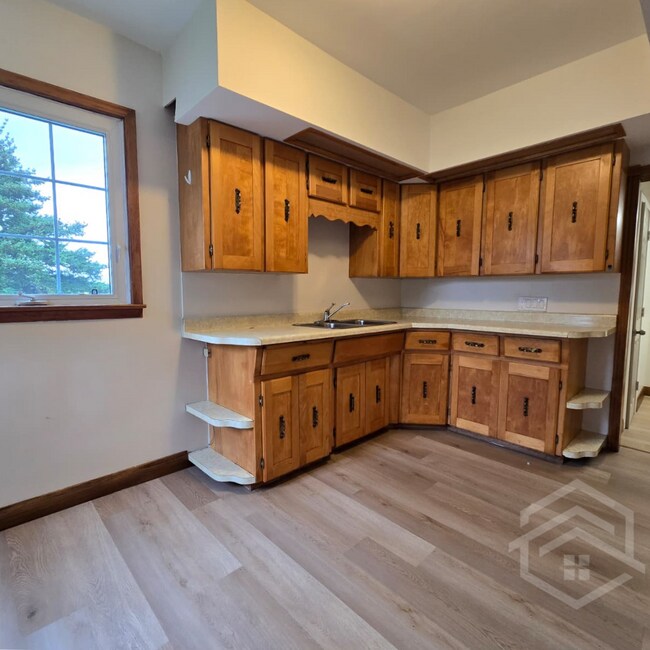 406017 Beaconsfield Rd in Norwich, ON - Building Photo - Building Photo