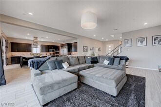 746 Horizon Canyon Dr in Henderson, NV - Building Photo - Building Photo