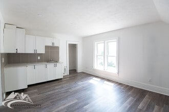 19.5 Princess St N in Chatham, ON - Building Photo - Building Photo