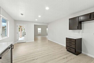 528 Talladega St SE in Albuquerque, NM - Building Photo - Building Photo