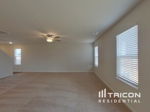 2015 Southlea Dr in Inman, SC - Building Photo - Building Photo
