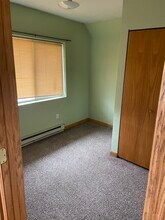 418 N 15th Ave E, Unit 2 in Duluth, MN - Building Photo - Building Photo