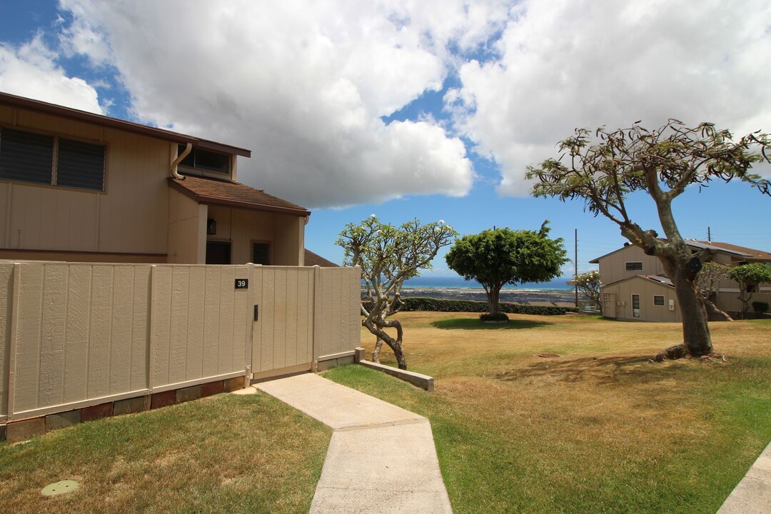 92-991-991 Makakilo Dr in Kapolei, HI - Building Photo