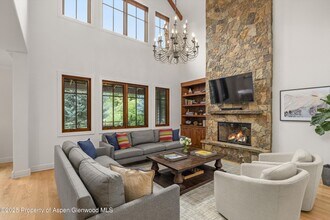 41 Choke Cherry Ct in Carbondale, CO - Building Photo - Building Photo