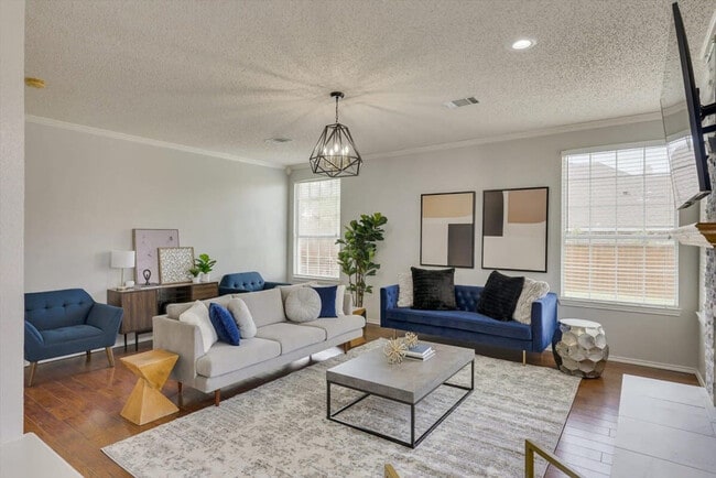 property at 7402 Brookhaven Dr