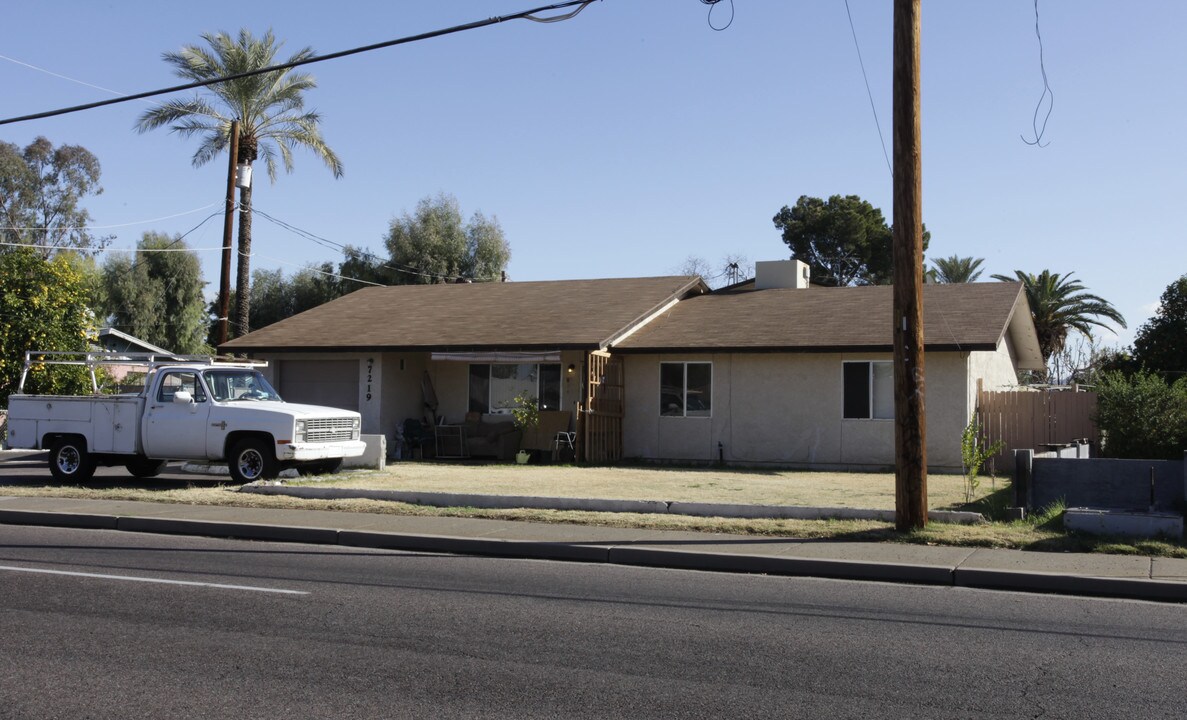 7219 N 35th Ave in Phoenix, AZ - Foto de edificio