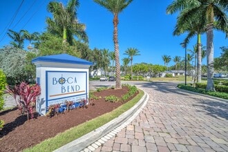 Boca Bend Marina in Boca Raton, FL - Foto de edificio - Building Photo