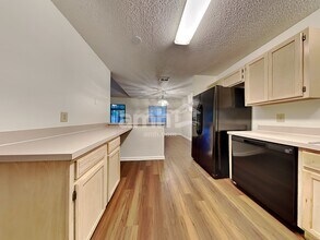 8016 Queensferry Ln in Jacksonville, FL - Building Photo - Building Photo