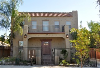 226 E Peck St in Lake Elsinore, CA - Building Photo - Building Photo