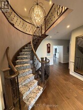 77 Colonel Bertram Rd in Brampton, ON - Building Photo - Building Photo