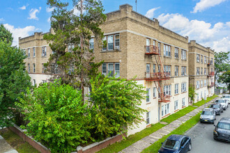 365 12th Avenue Apartments in Paterson, NJ - Foto de edificio - Building Photo