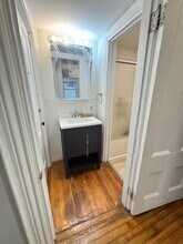 19 Rockview St, Unit 1R in Boston, MA - Building Photo - Building Photo