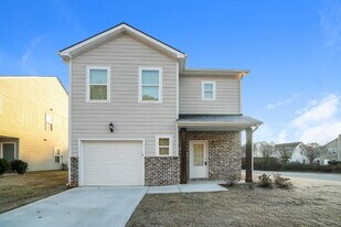 501 Brady Dr in Villa Rica, GA - Building Photo