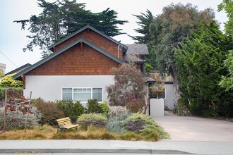 130 Getchell St in Santa Cruz, CA - Building Photo - Building Photo