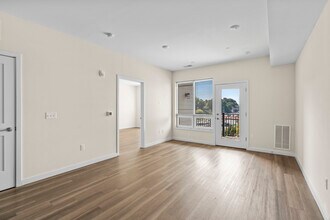 The Overlook Apartments in Norwalk, CT - Building Photo - Building Photo