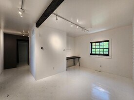 335 Otero St in Santa Fe, NM - Building Photo