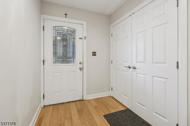 1 Landry Rd in Franklin Township, NJ - Building Photo - Building Photo