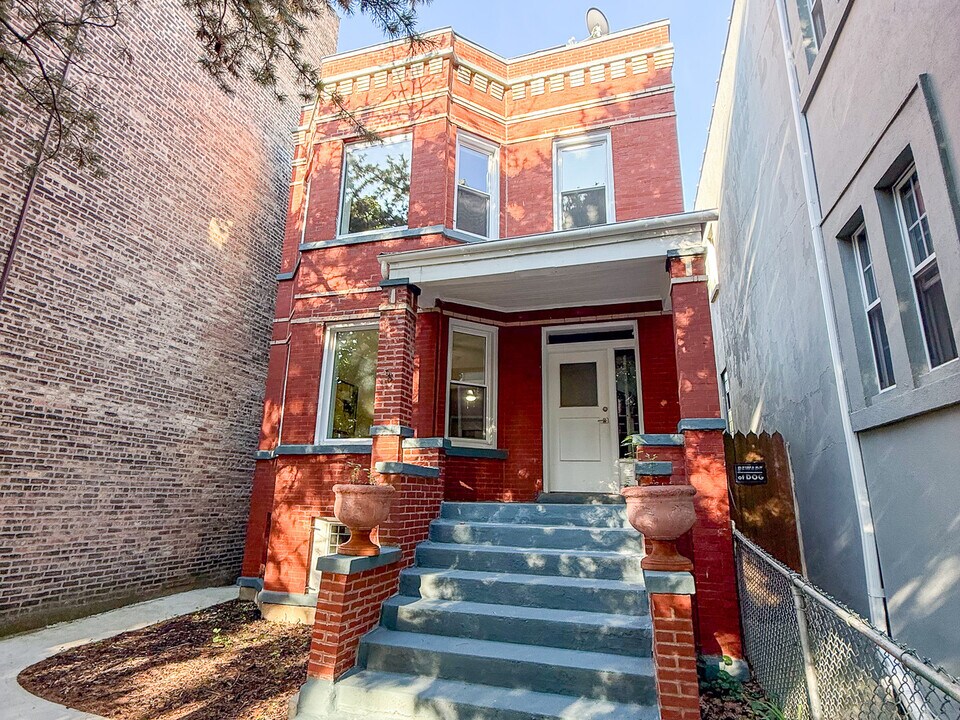 4870 N Magnolia Ave in Chicago, IL - Building Photo