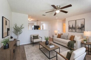 12628 Ocean Spray Dr in Frisco, TX - Building Photo