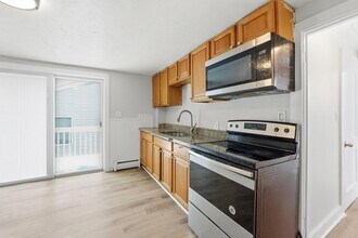 26 Tower St in Webster, MA - Building Photo - Building Photo