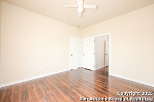 1709 16th St in Hondo, TX - Building Photo - Building Photo