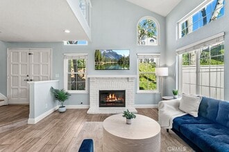 11 Wild Horse Loop in Rancho Santa Margarita, CA - Foto de edificio - Building Photo