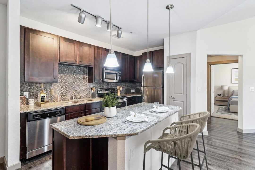 Sonterra Blue in San Antonio, TX - Building Photo