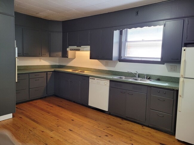 441 E King St in Shippensburg, PA - Building Photo - Building Photo