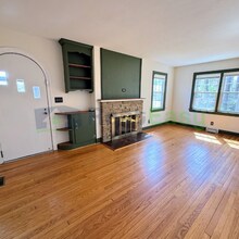 8533 Circle Dr in Norfolk, VA - Building Photo - Building Photo