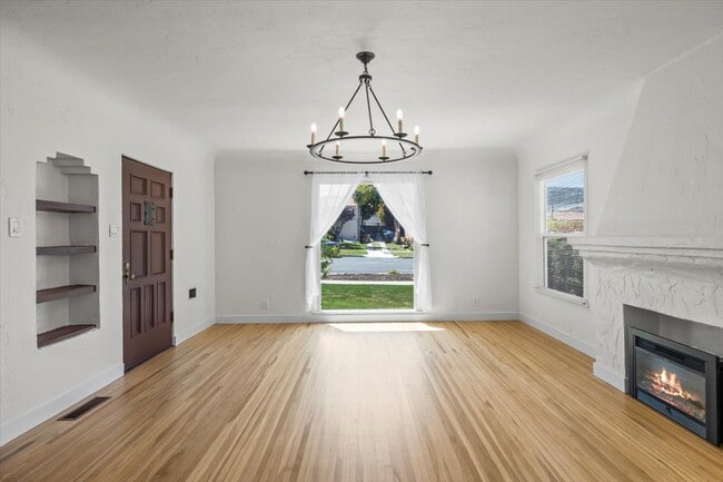 1222 Aldine Ct, Unit 1224